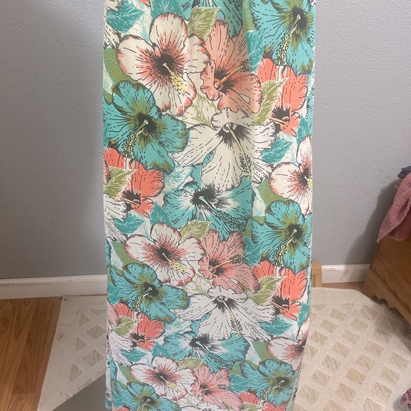 NWOT H&M Floral Hibiscus Backless Maxi Dress size 4 - Picture 4 of 10